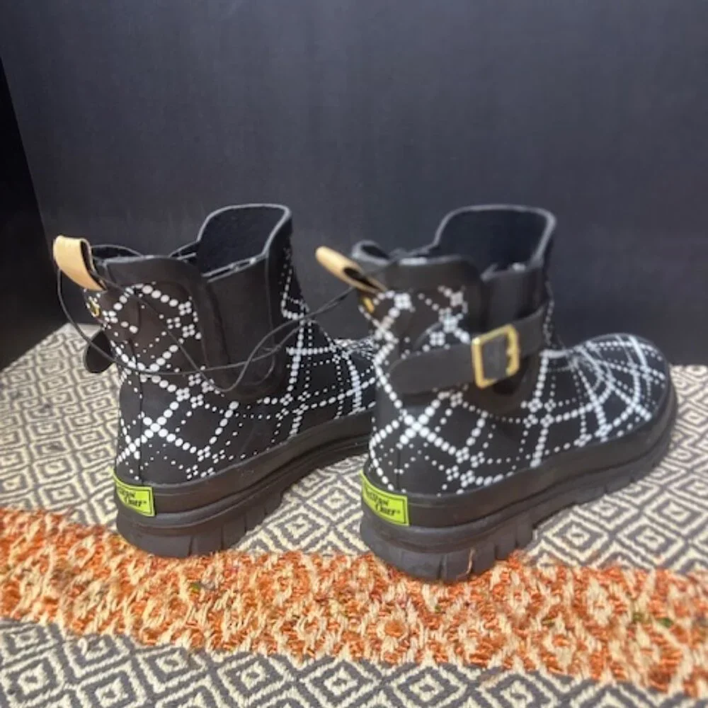 Western Chief Chelsea Rubber Boots Woman's Size 7 NWOT - Picture 4 of 13